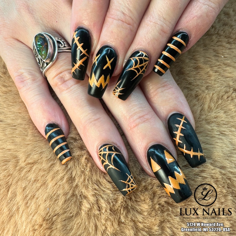 Lux Nails in Milwaukee, WI 53220